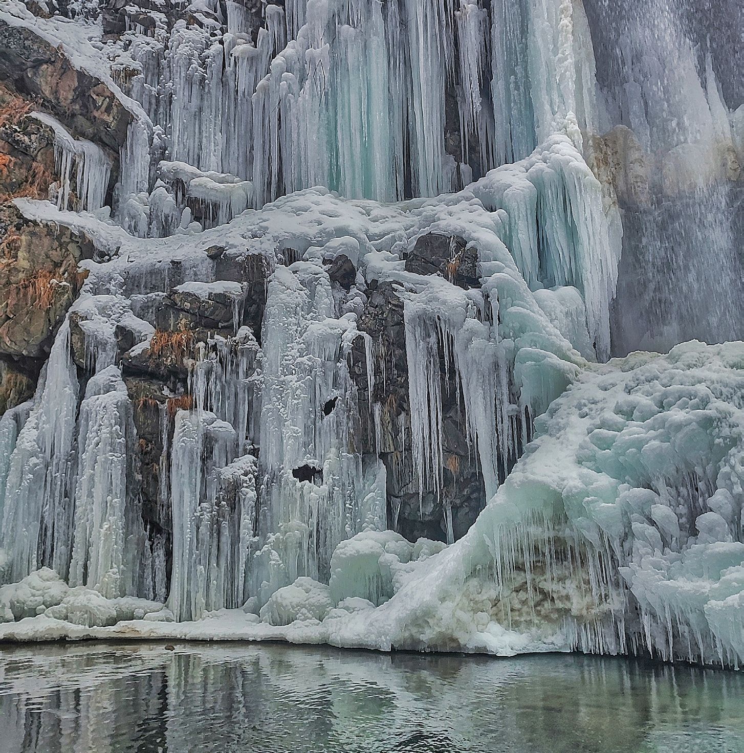 Srinagar to Drung Waterfall